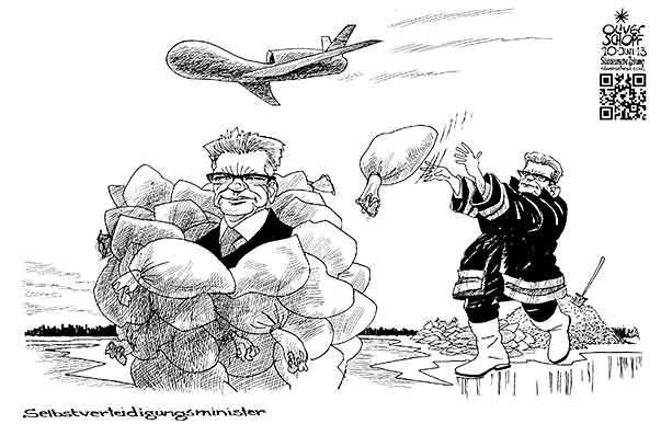  Oliver Schopf, politischer Karikaturist aus Österreich, politische Karikaturen, Illustrationen Cartoon Archiv politische Karikatur Deutschland  2013 VERTEIDIGUNGSMINISTER THOMAS DE MAIZIERE DROHNEN EURO HAWK HOCHWASSER SANDSAECKE DAMM SCHUTZ 