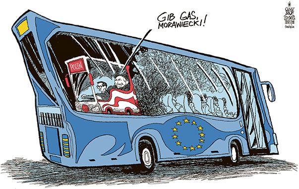 Oliver Schopf, politischer Karikaturist aus Österreich, politische Karikaturen aus Österreich, Karikatur Cartoon Illustrationen Politik Politiker Europa 2021: POLEN EUROPÄISCHE UNION VERFASSUNG RECHT STREIT ERPESSUNG MATEUSZ MORAWIECKI KACZYNSKI BUS EMISSIONEN ABGAS GAS GEBEN

