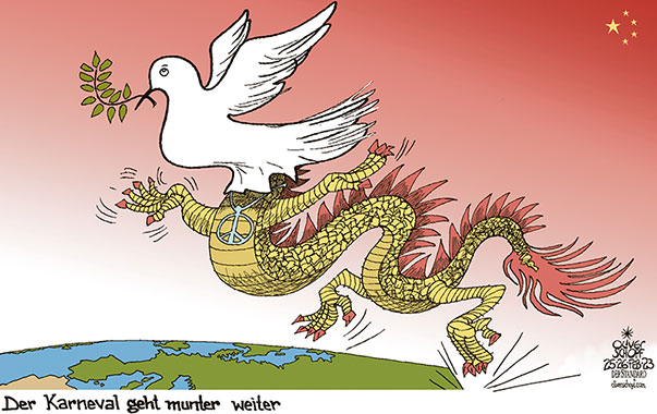 Oliver Schopf, politischer Karikaturist aus Österreich, politische Karikaturen aus Österreich, Karikatur Cartoon Illustrationen Politik Politiker international 2022: CHINA UKRAINE KRIEG RUSSLAND EUROPA USA WESTEN FRIEDENSPLAN FRIEDENSTAUBE CHINESISCHER DRACHE VERKLEIDEN KARNEVAL 
